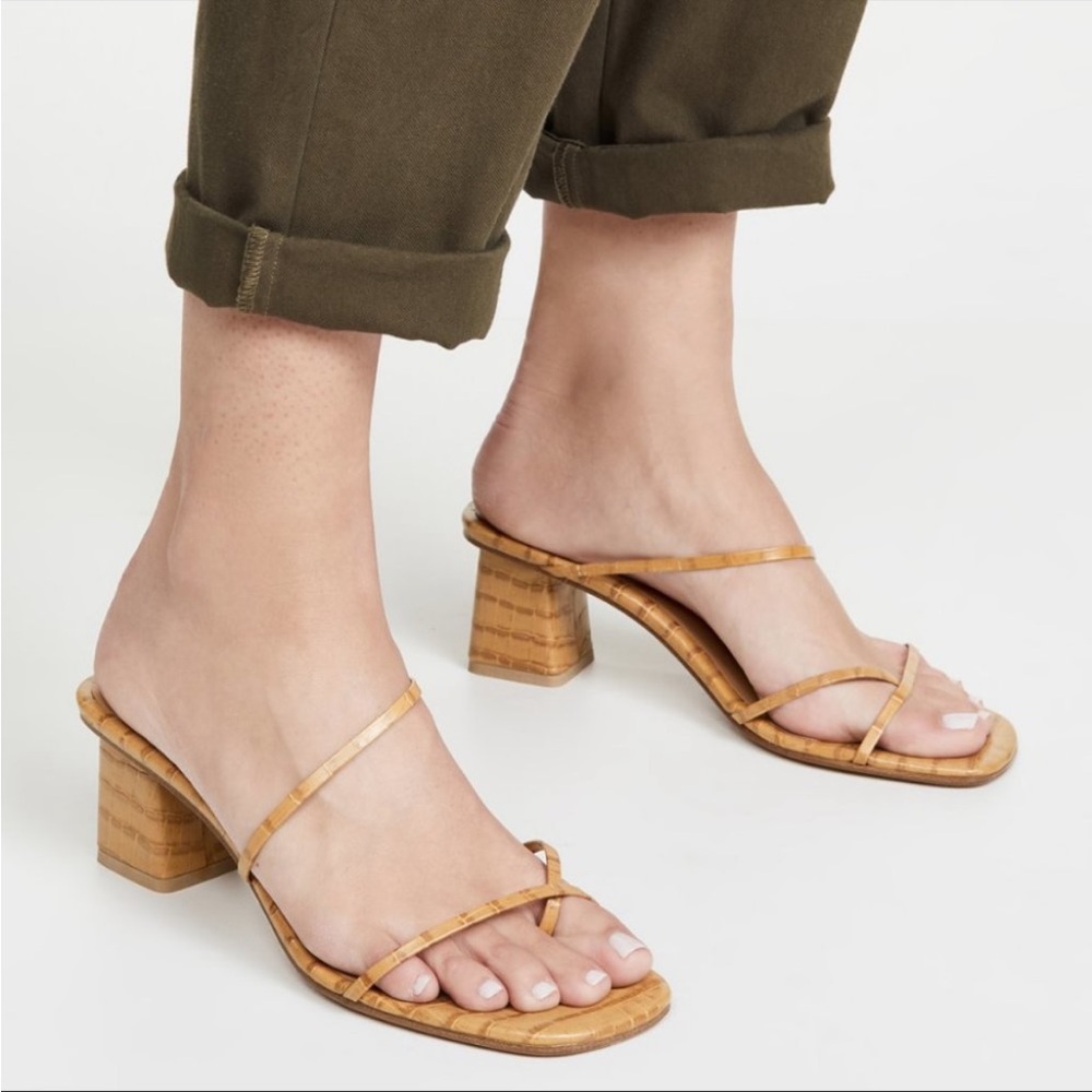 LOQ Manola Sandals in Nuez Croc size 39